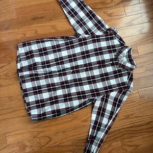 Men's Stylish Plaid Button-Down Shirt - Black, White, and Red